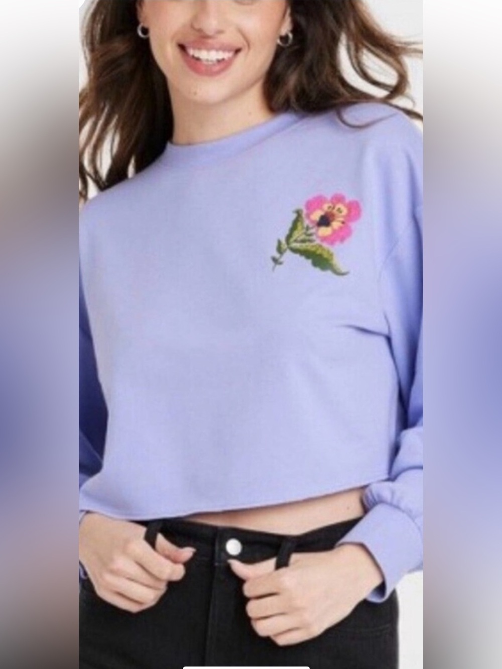 Lilac Cropped Sweatshirt with Pink Floral Embroidery size M